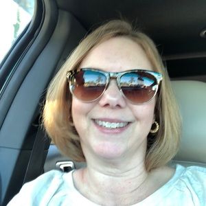 Meet your Posher, Vickie